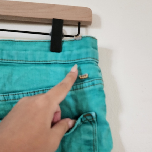 Teal Vibrant M.I.U. booty shorts - Picture 4 of 4